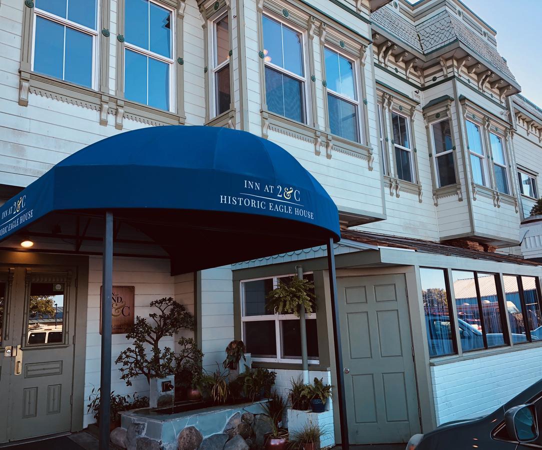 Mini-hôtel The At 2nd & C Eureka