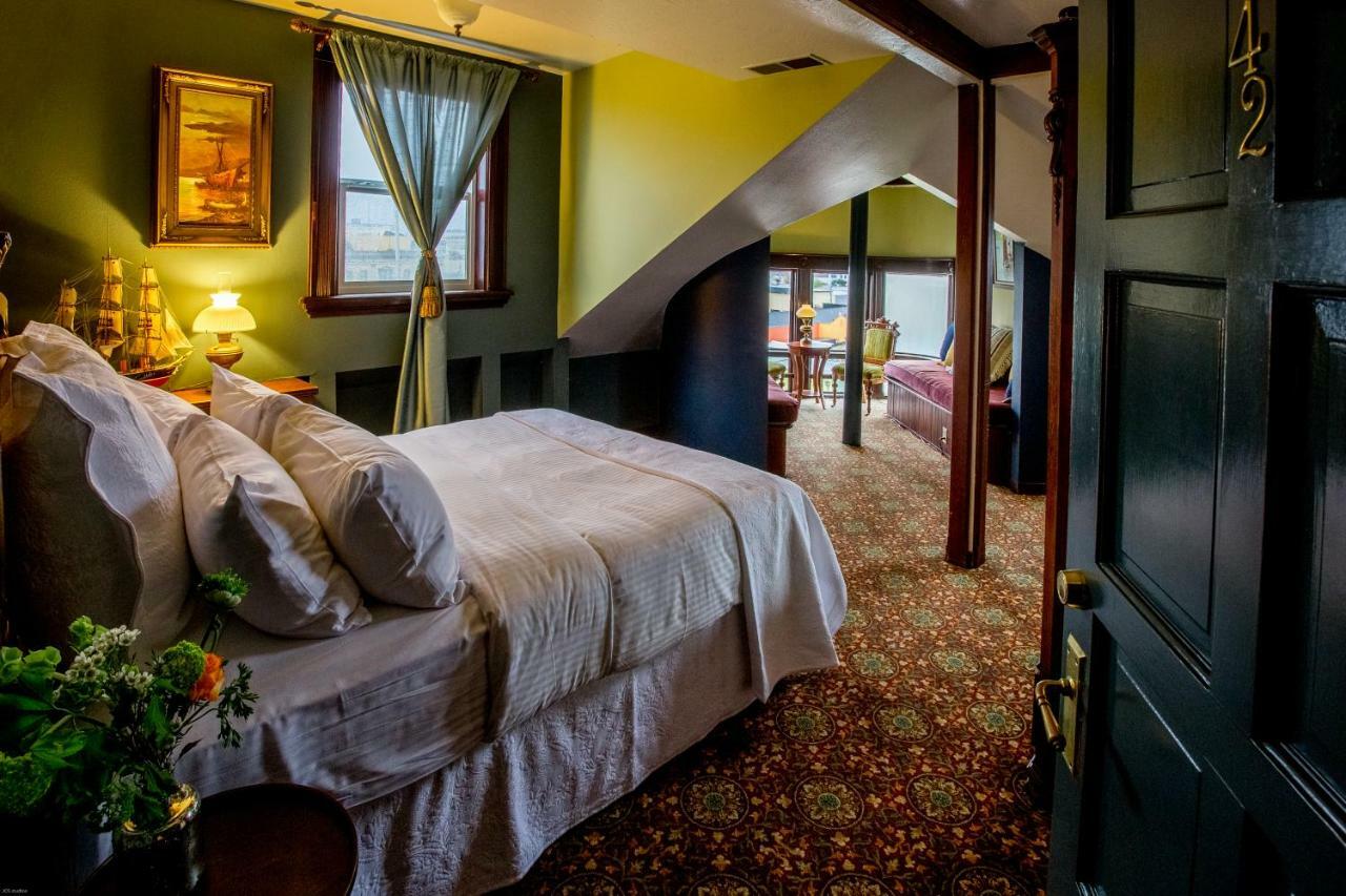 The At 2nd & C Mini-hôtel 3*